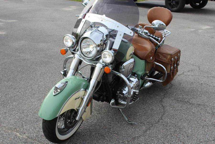 2015 Indian Motorcycle® Chief® Vintage Willow Green/Ivory Cream