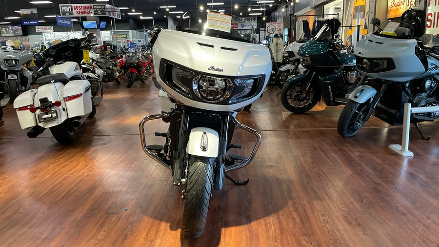 2025 Indian Motorcycle Challenger 112 Limited with 112 and PowerBand Audio Package