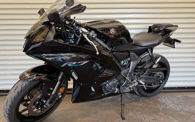 2022 Yamaha YZF R7