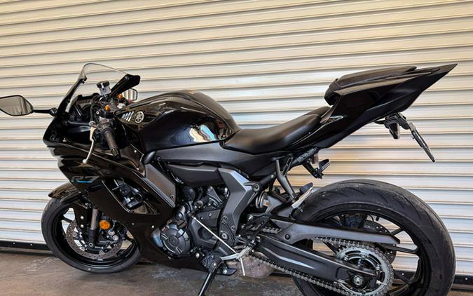 2022 Yamaha YZF R7