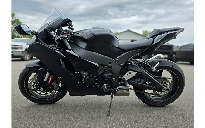 2025 NINJA ZX-10R - Kawasaki