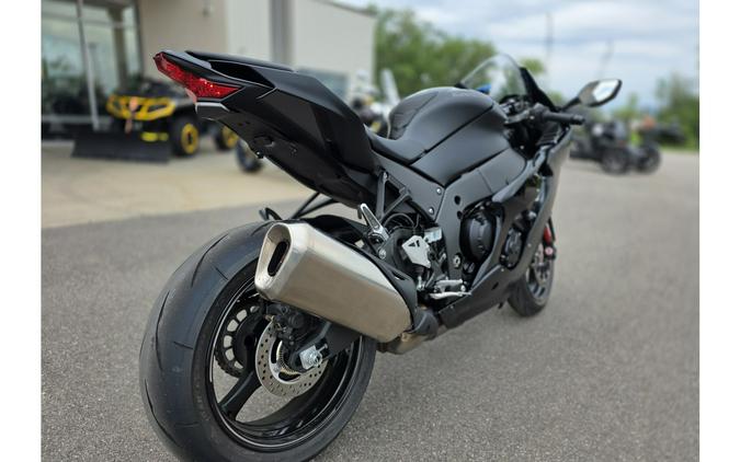 2025 NINJA ZX-10R - Kawasaki