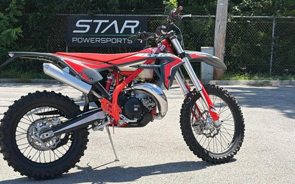 2026 Beta Motorcycles Xtrainer 300