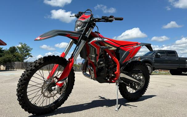 2026 Beta Motorcycles Xtrainer 300