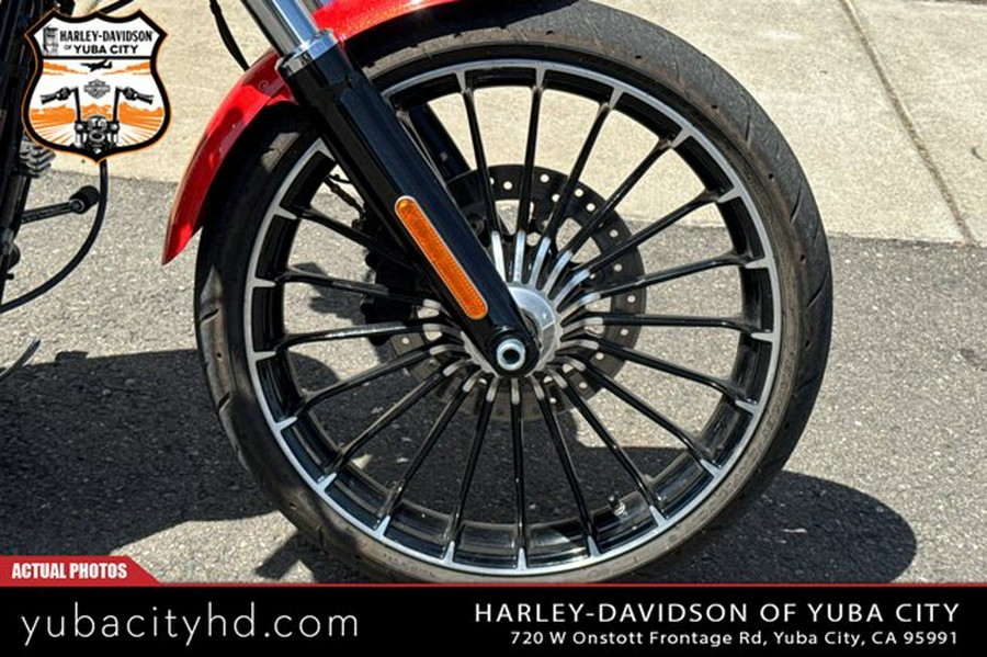 2016 Harley-Davidson Softail Breakout