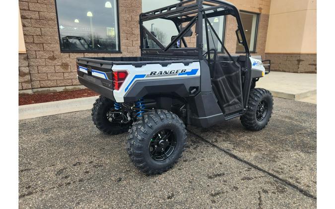 2024 Polaris Industries RANGER, KINETIC, EV, ULTIMATE W/RIDE COMMAND