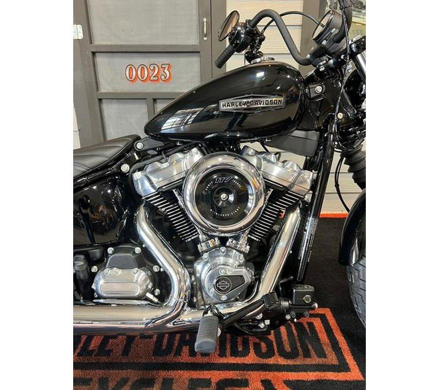 2025 Harley-Davidson® FXBB - Street Bob®
