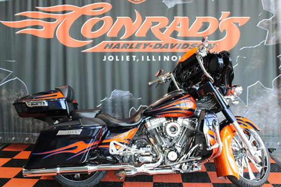 2015 Harley-Davidson CVO™ Street Glide®