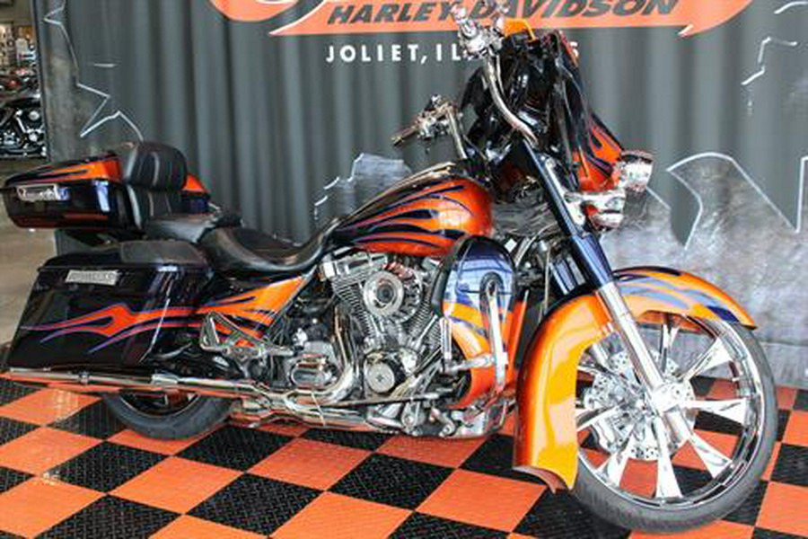2015 Harley-Davidson CVO™ Street Glide®