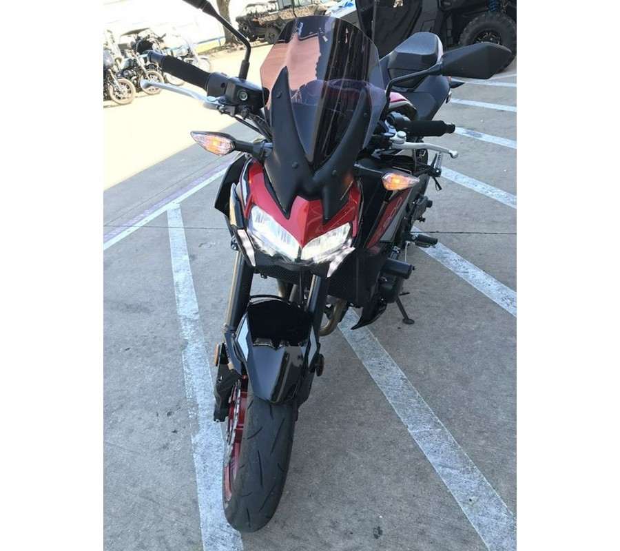 2024 Kawasaki Z900 ABS Candy Persimmon Red/Ebony