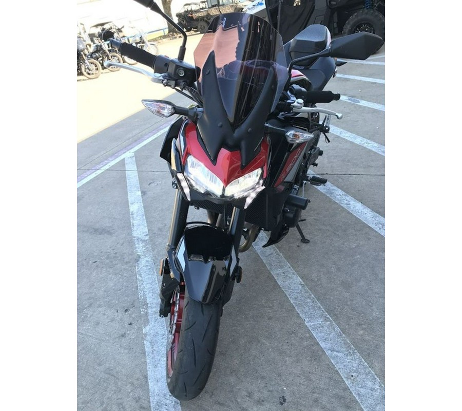 2024 Kawasaki Z900 ABS Candy Persimmon Red/Ebony