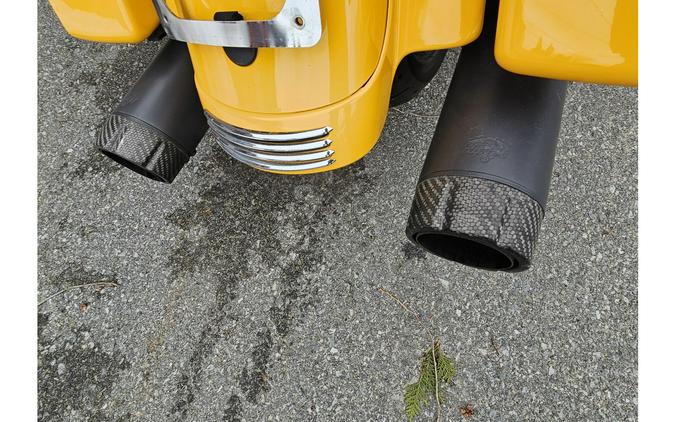 2012 FLTRX Road Glide® Custom - Single Color - Harley-Davidson®