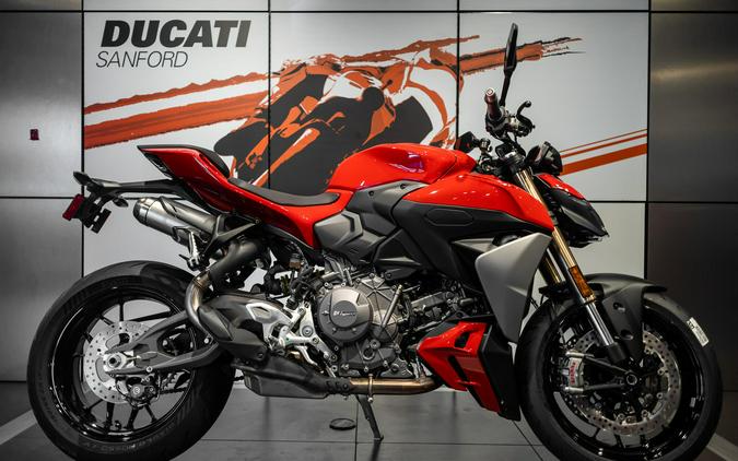 2026 Ducati STREETFIGHTER V2