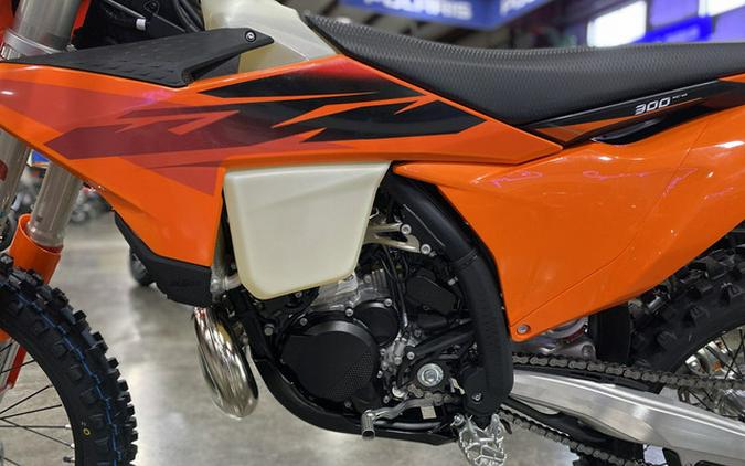2027 KTM XC 300 W