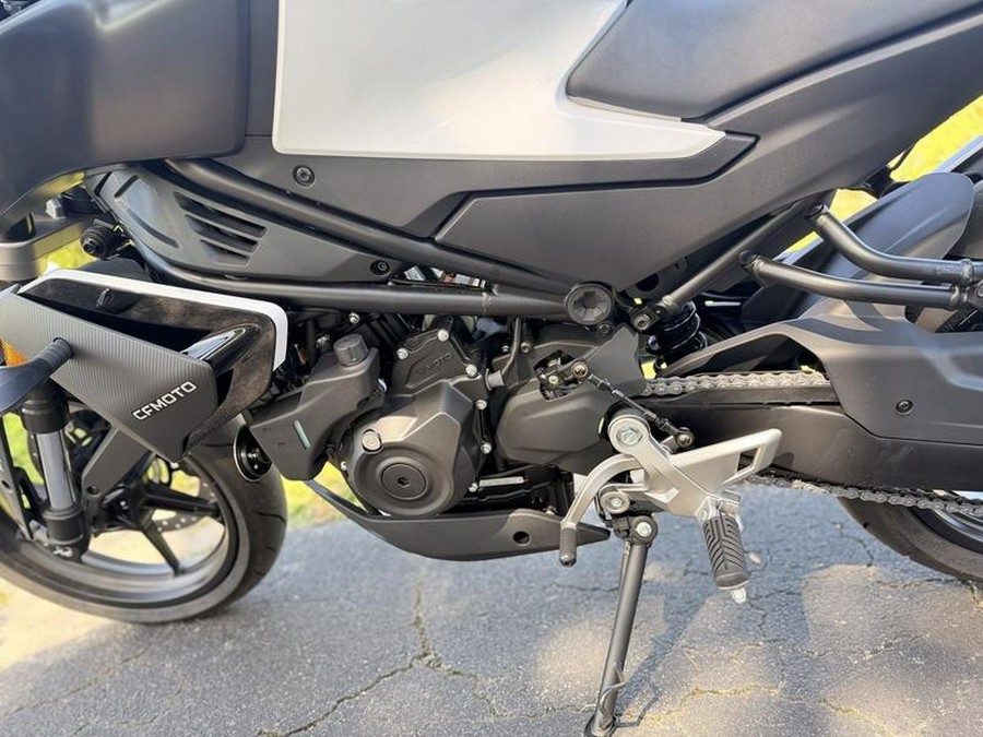 2025 CFMOTO 450NK