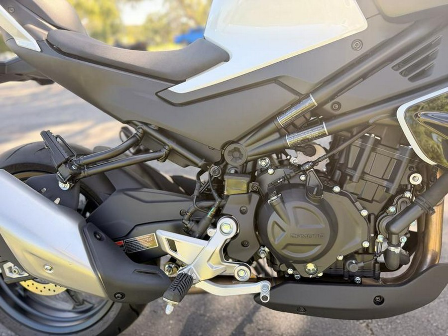 2025 CFMOTO 450NK