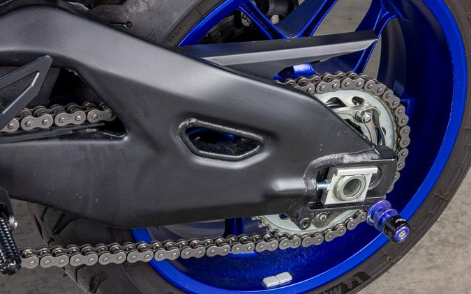 2025 Yamaha YZF-R1 Team Yamaha Blue - SA000389