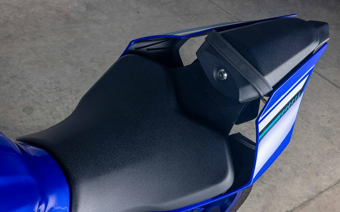 2025 Yamaha YZF-R1 Team Yamaha Blue - SA000389