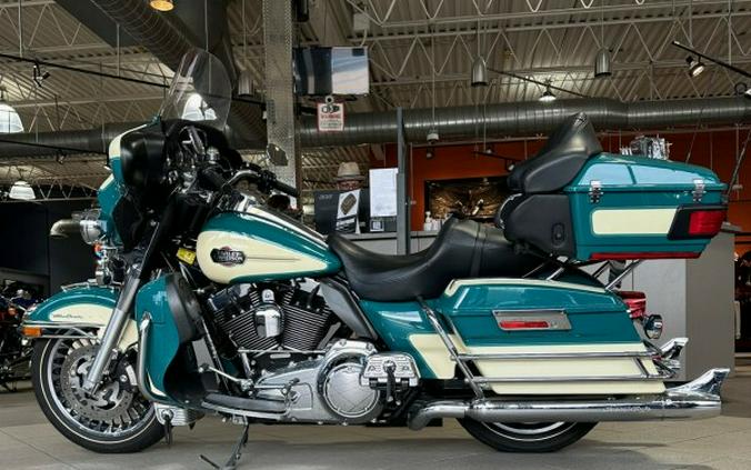 2009 FLHTCU Harley-Davidson ELECTRA GLIDE ULTRA CLASSIC