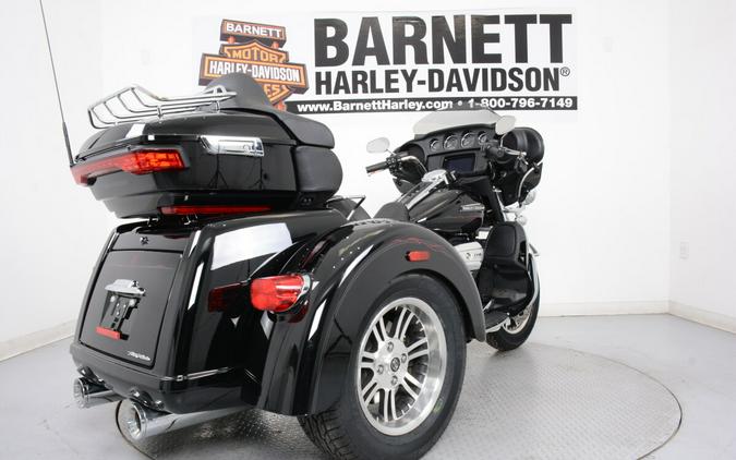 2019 Harley-Davidson FLHTCUTG Tri Glide Ultra