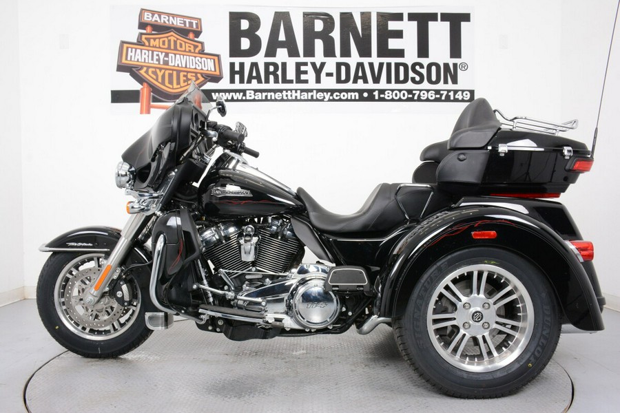 2019 Harley-Davidson FLHTCUTG Tri Glide Ultra