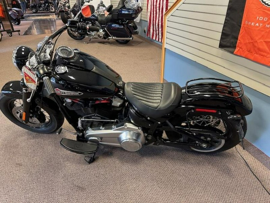2018 Harley-Davidson® FLSL - Softail® Softail Slim®