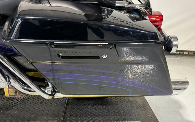 2002 Harley-Davidson® Road King® CUSTOM BLACK