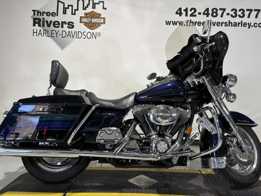 2002 Harley-Davidson® Road King® CUSTOM BLACK