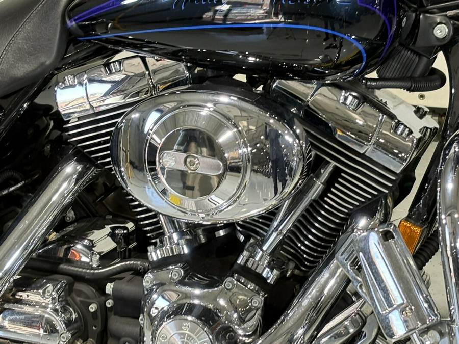 2002 Harley-Davidson® Road King® CUSTOM BLACK