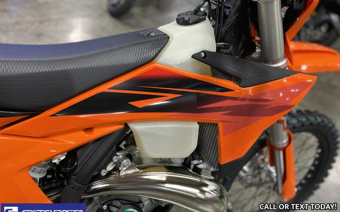 2027 KTM XC 300 W
