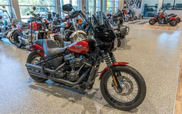 2018 Harley-Davidson® FLDE - Softail® Deluxe