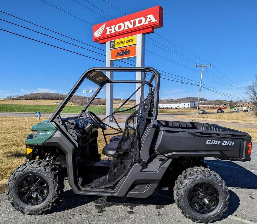 2024 Can-Am® Defender DPS HD9 Tundra Green