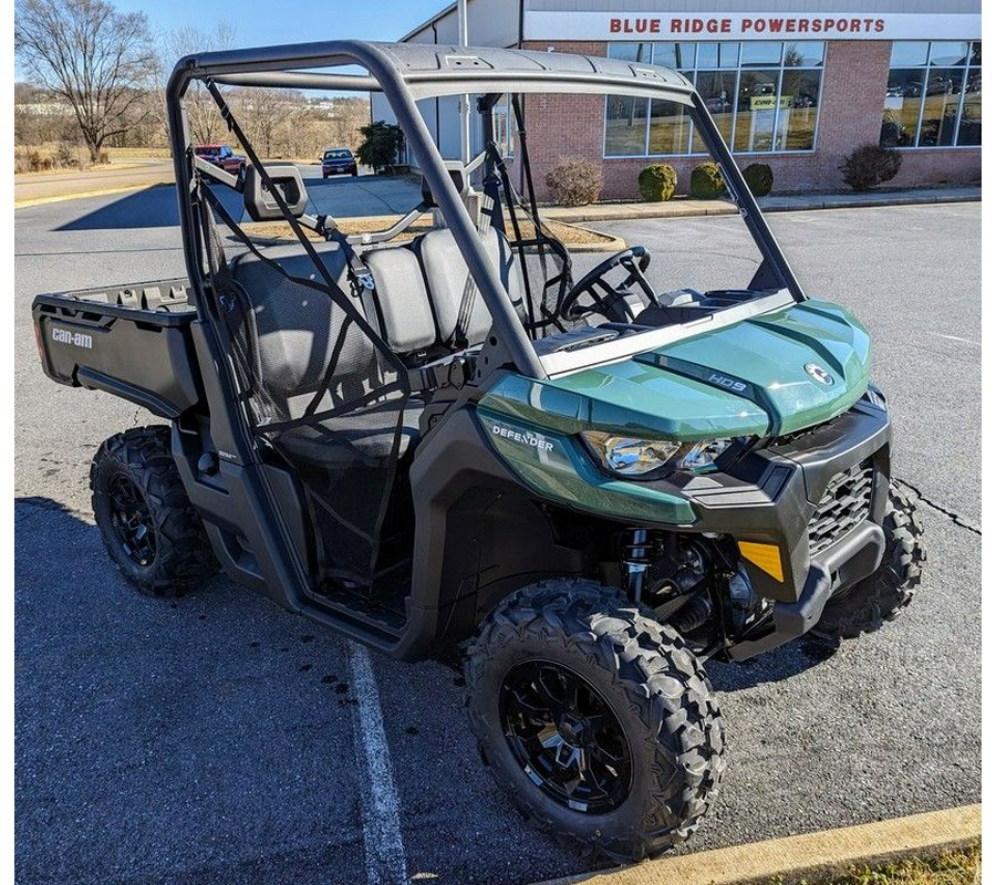 2024 Can-Am® Defender DPS HD9 Tundra Green