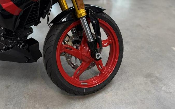 2025 BMW G 310 R Style Passion