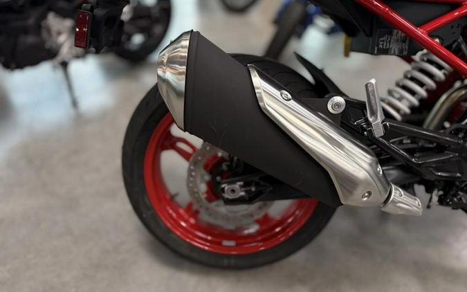 2025 BMW G 310 R Style Passion