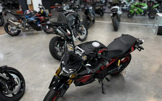2025 BMW G 310 R Style Passion