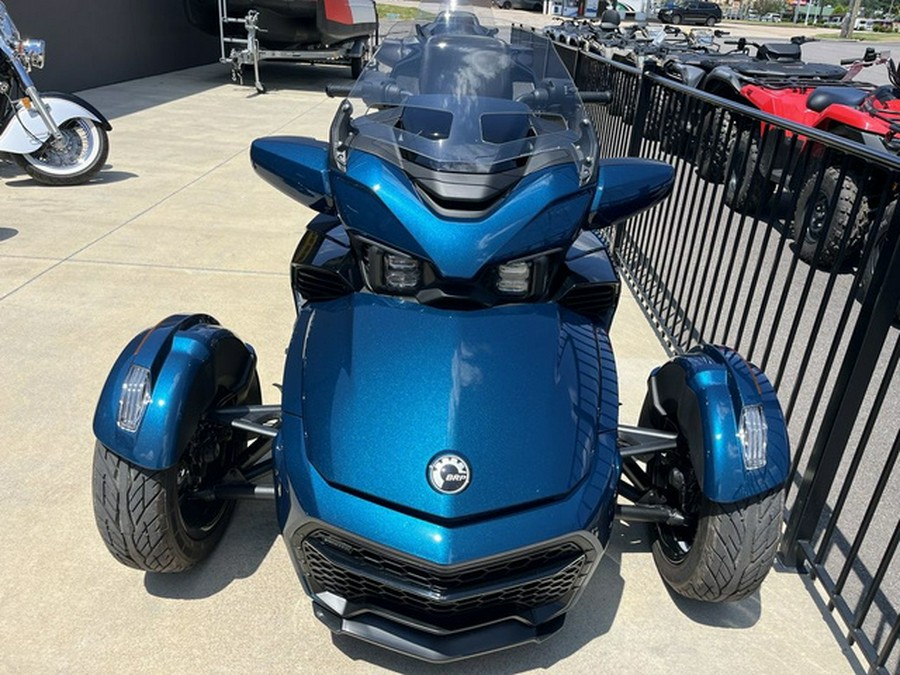 2024 Can-Am Spyder F3 Limited Dark Wheels