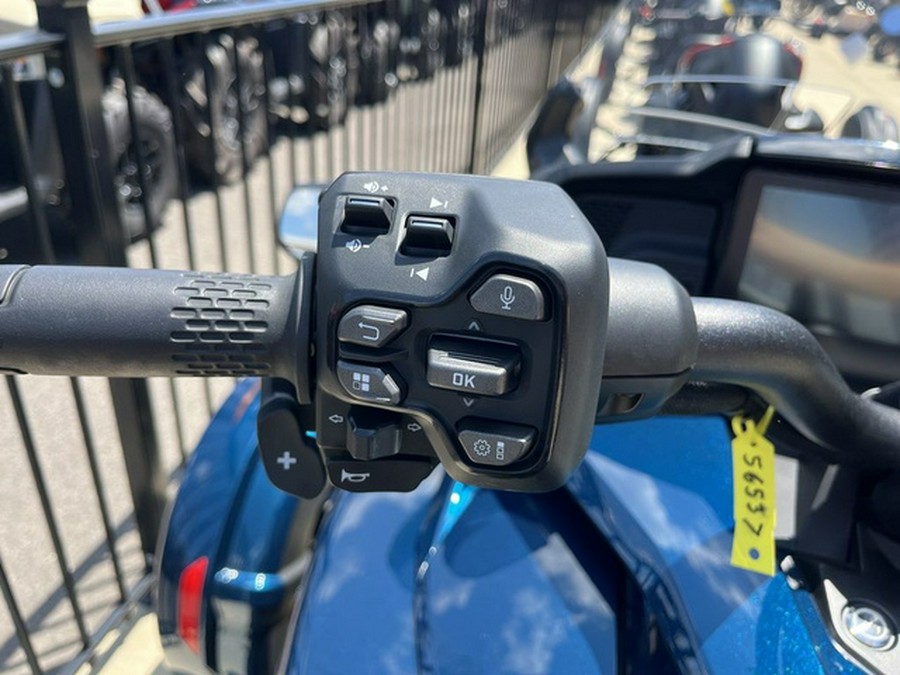 2024 Can-Am Spyder F3 Limited Dark Wheels