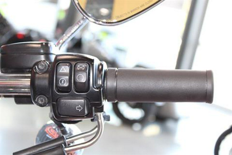 2017 Harley-Davidson Low Rider®