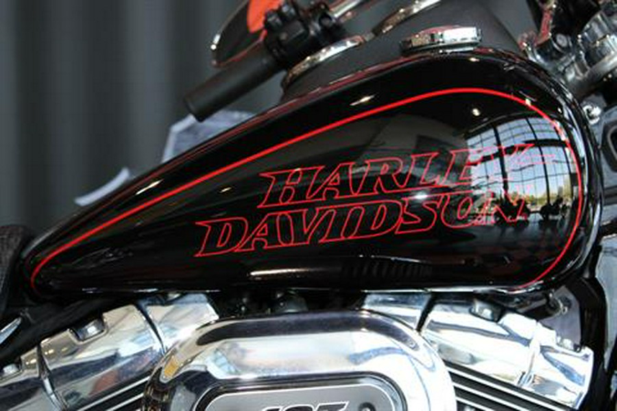 2017 Harley-Davidson Low Rider®