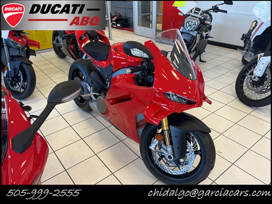 2025 Ducati Panigale V4 S