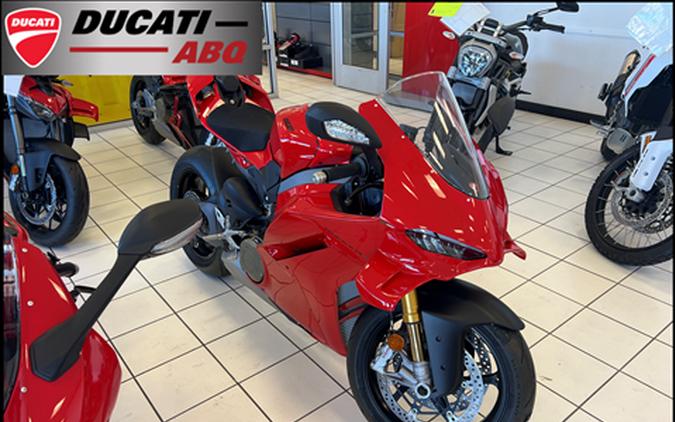 2025 Ducati Panigale V4 S