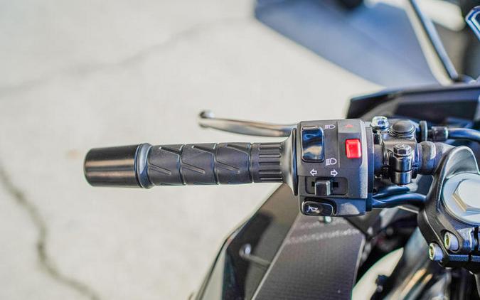 2026 Kawasaki Ninja® 500 ABS Metallic Flat Spark Black