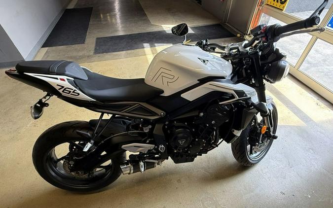 2024 Triumph ST REET TRIPLE R