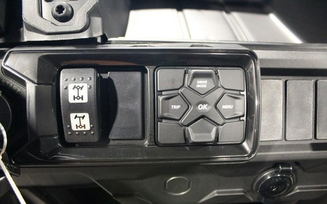 2026 Can-Am Defender PRO XT HD10