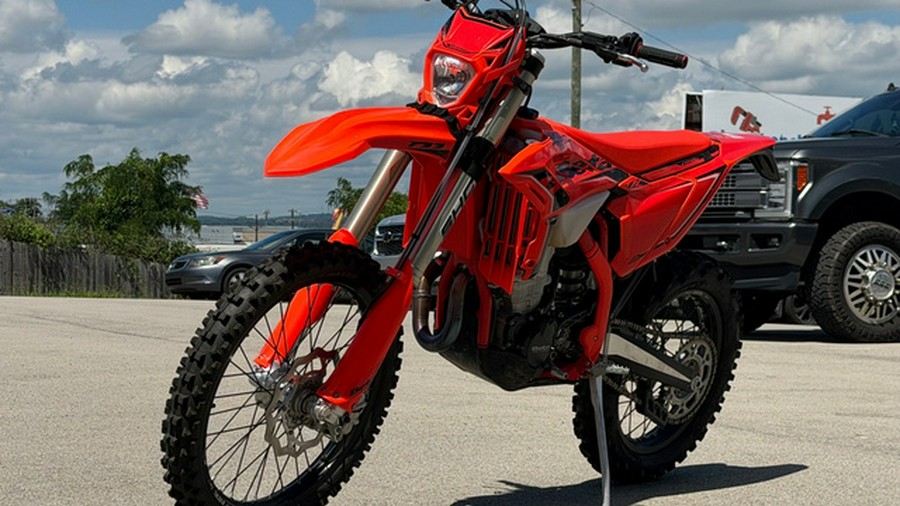2026 Beta Motorcycles RR X-Pro 390