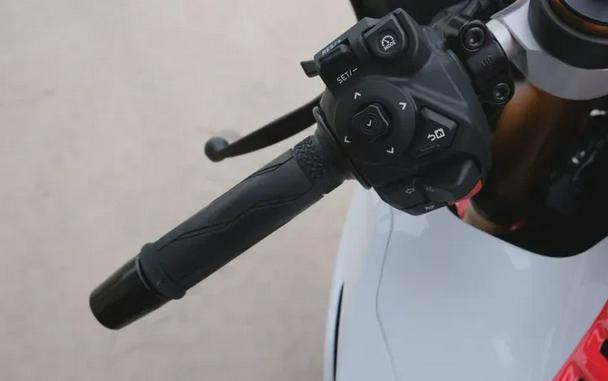 2026 YAMAHA YZF-R7 70TH ANNIVERSARY EDITION