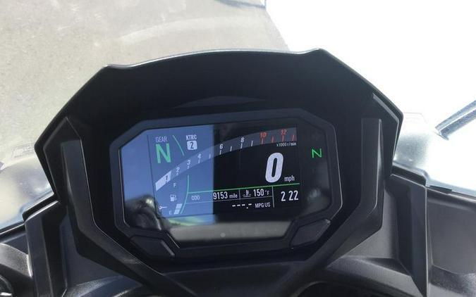 2024 Kawasaki Ninja® 650 Metallic Matte Graphenesteel Gray/Ebony