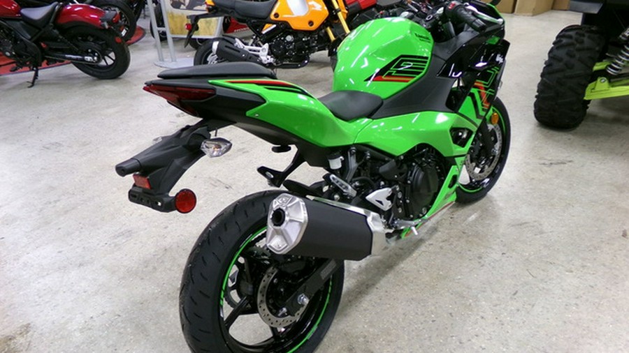 2024 Kawasaki Ninja 500 KRT Edition