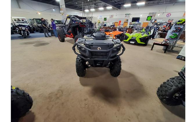 2023 Can-Am OUTLANDER PRO XU HD7